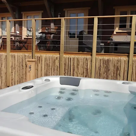 De Lucie Et Lison 샬레